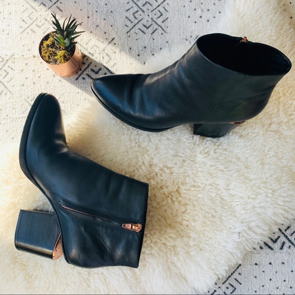 Alexander Wang Shoes - Alexander Wang 41 Gabi Boot Rose Gold